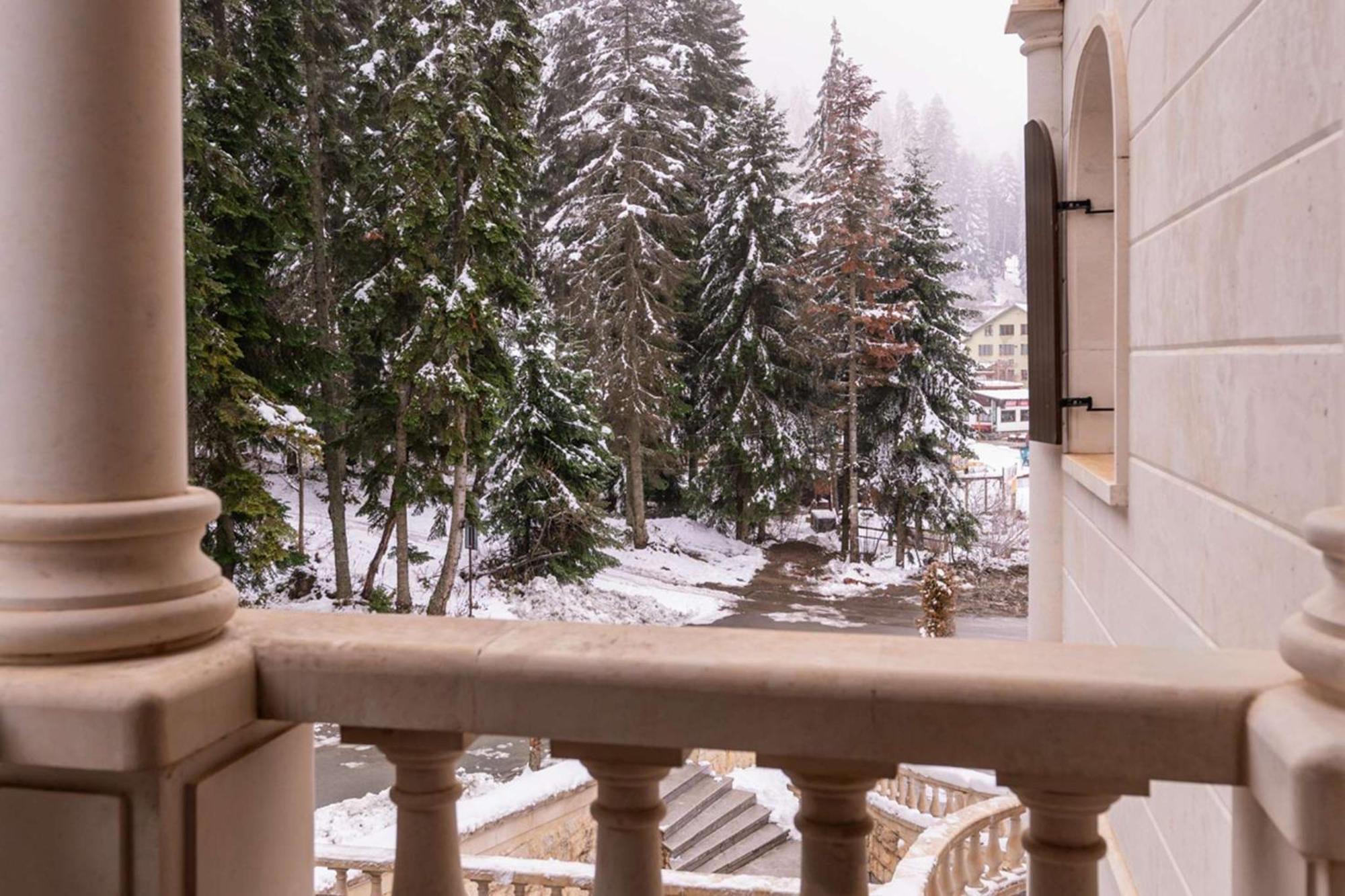 Festa Winter Palace Hotel Borowez Exterior foto