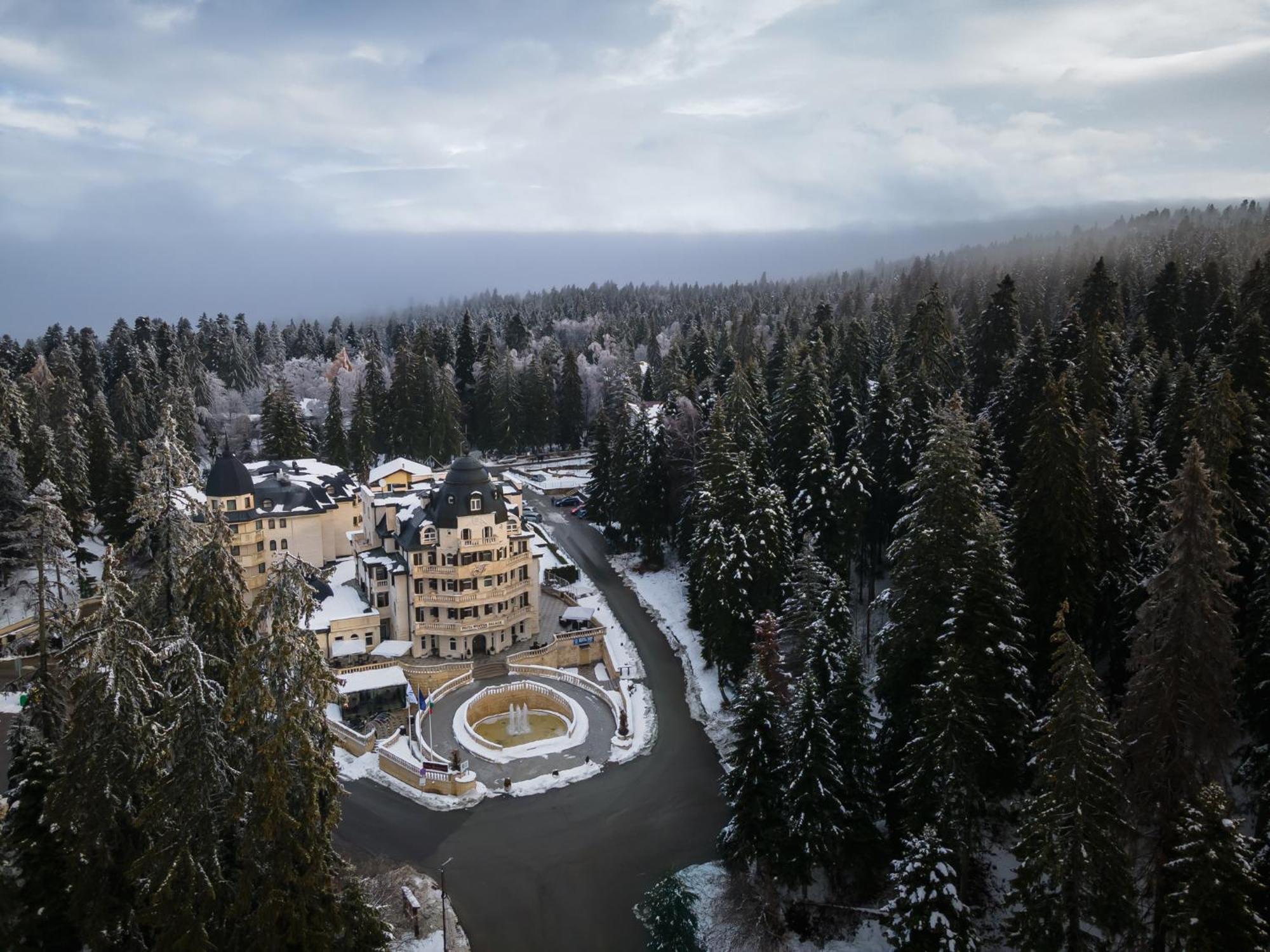 Festa Winter Palace Hotel Borowez Exterior foto